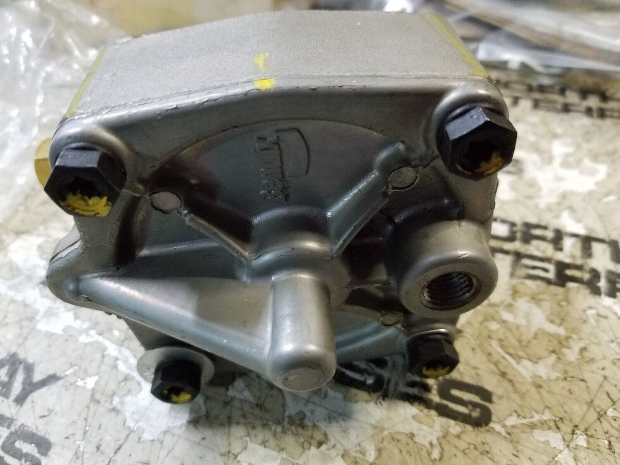 Bendix Brake Relay Valve T-298525-a