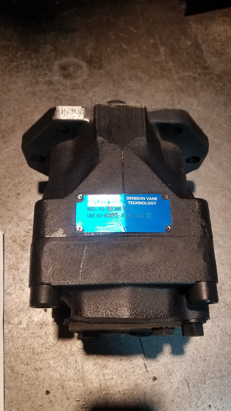 024-02154-0 PARKER DENISON M4D 138 3N00 B102 Medium Duty Vane Motor