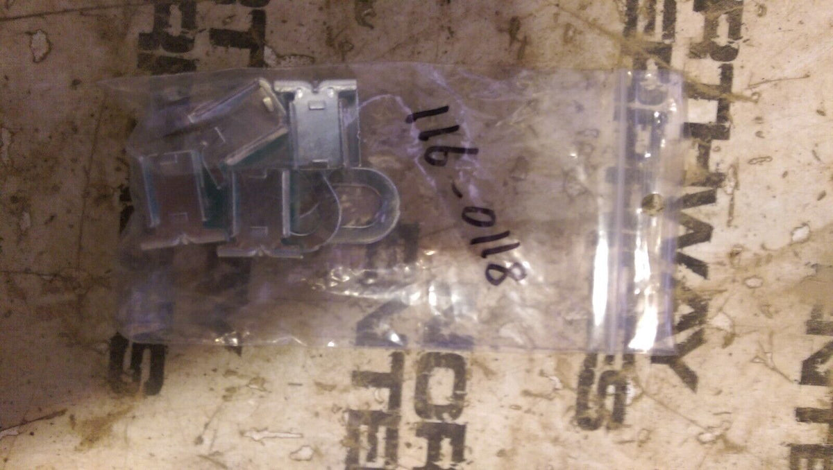 CATERPILLAR 116-0118: CLIP LOT OF 4 CLIPS