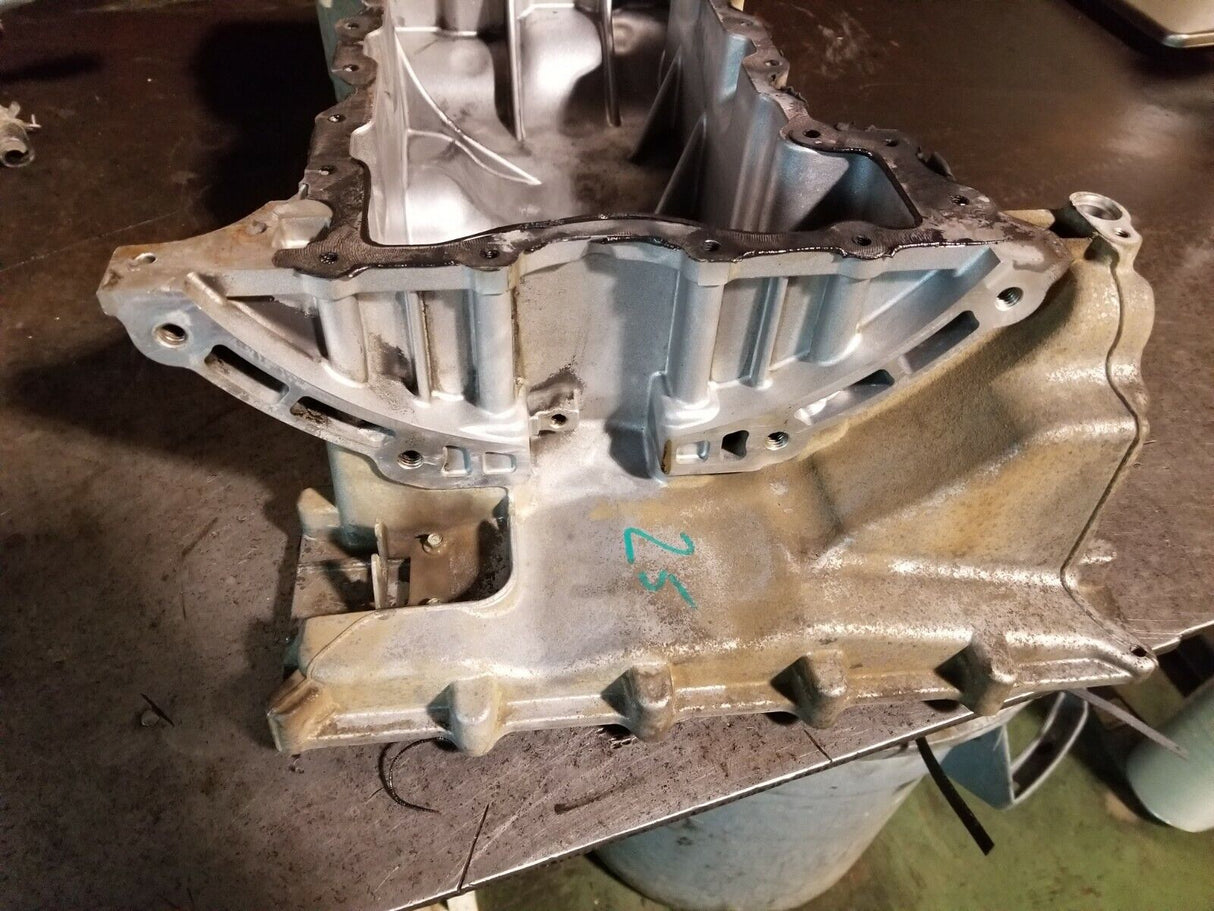 68229372AA OIL PAN 3.0L ECODIESEL 68229372AA