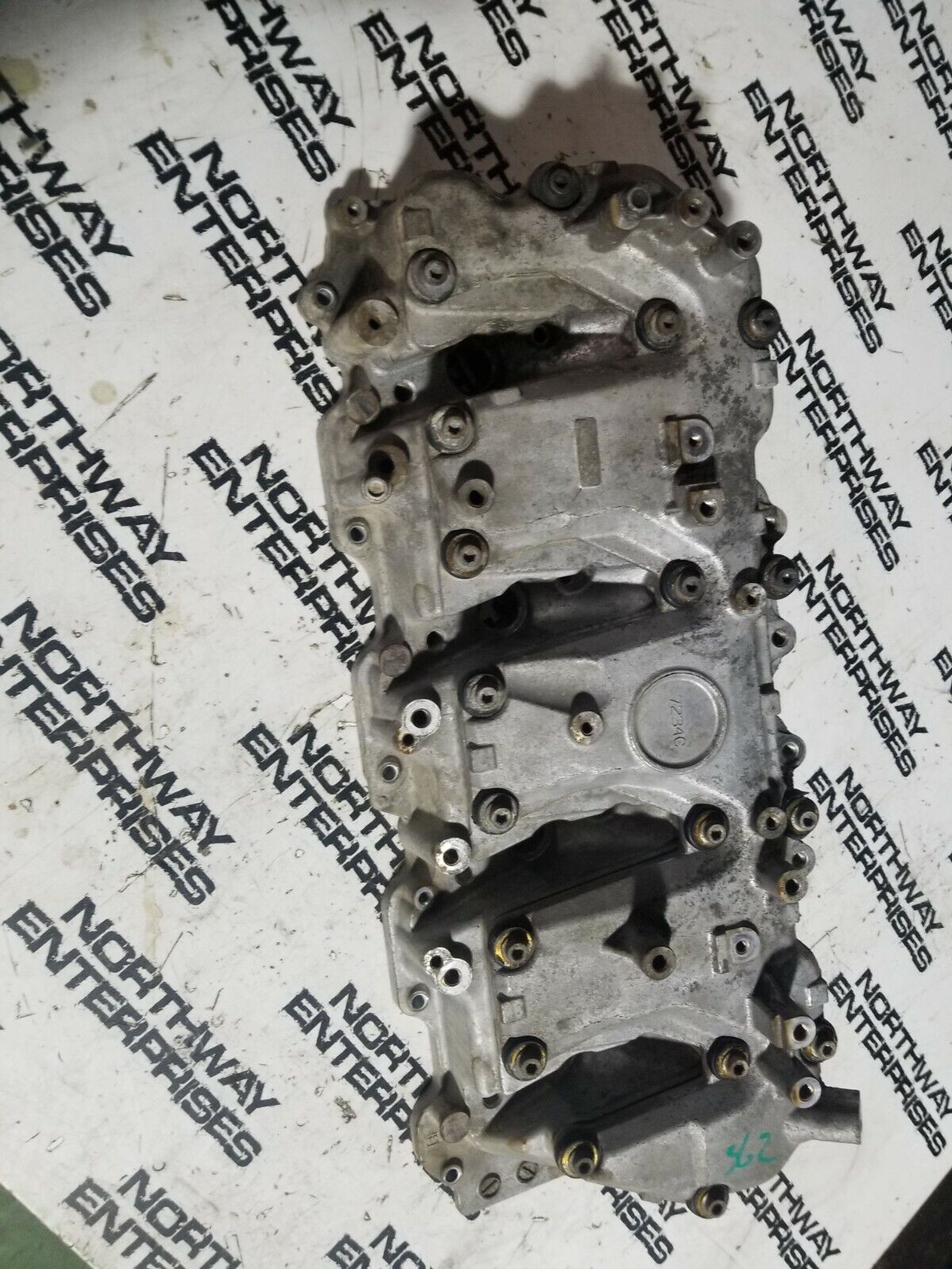 2011-2015 DURAMAX 6.6 6.6L DIESEL LML VALVE COVER & SPACER RH PASSENGER