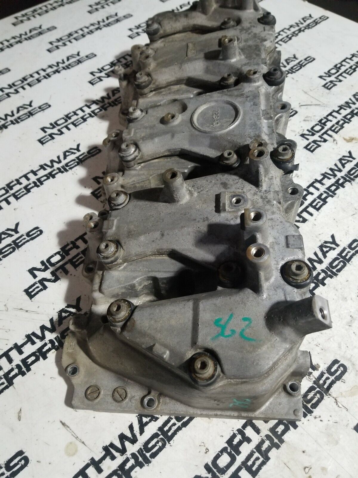 2011-2015 DURAMAX 6.6 6.6L DIESEL LML VALVE COVER & SPACER RH PASSENGER