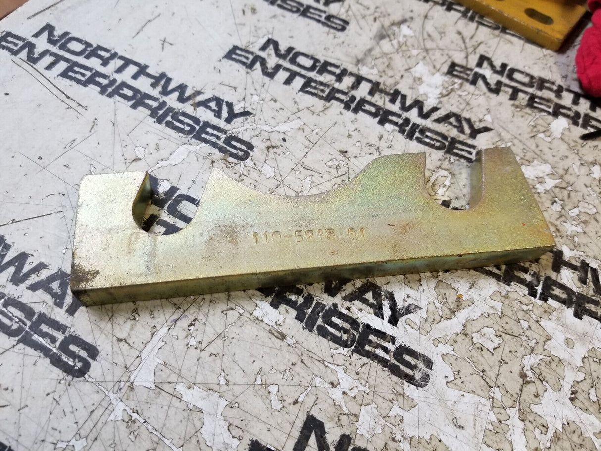 110-5218 CATERPILLAR PLATE 1105218