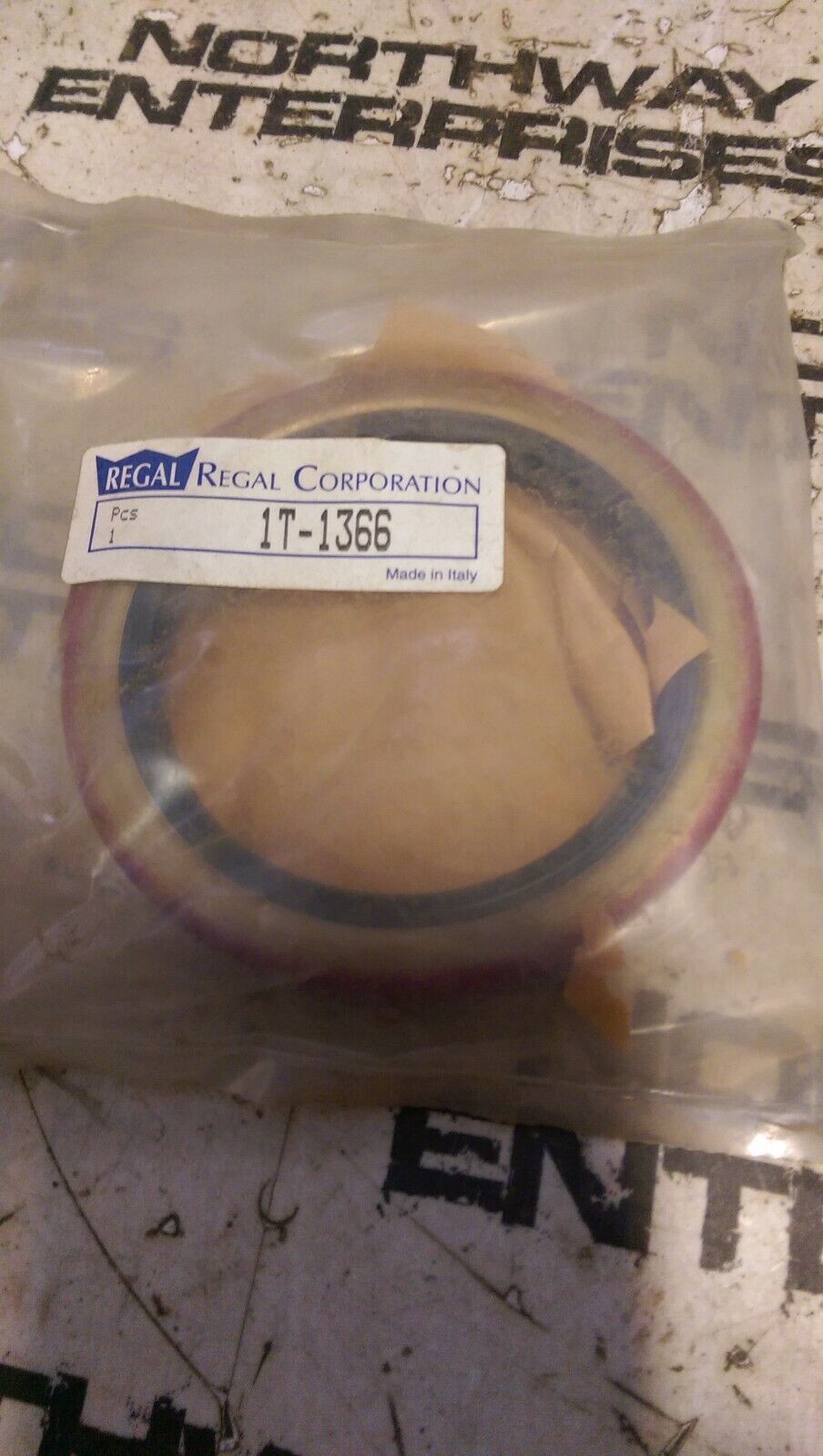 1t1366 1t-1366 LIP SEAL