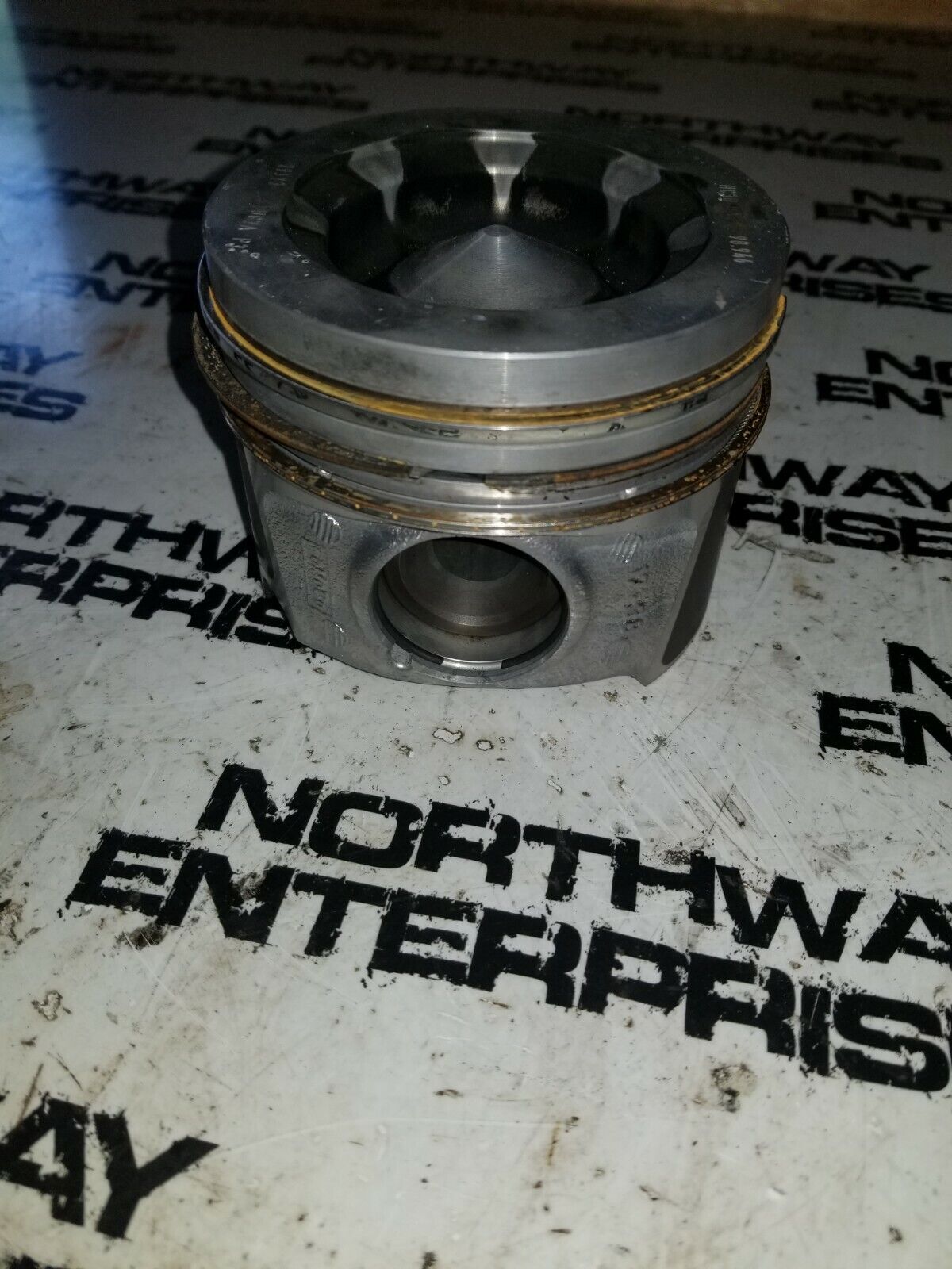 HC3Q-DA 6.7 Powerstroke Piston Used