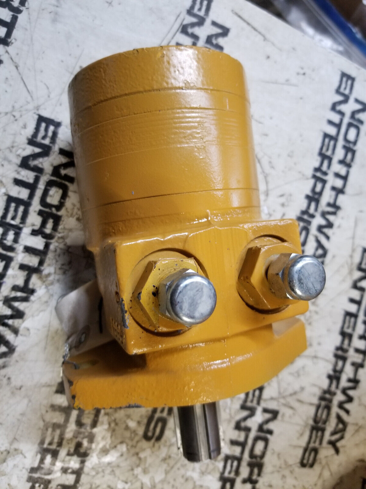 TB0100AS110AAAA PARKER TB Motor 1"-6B Spline, 2 Bolt (SAE A) Mount