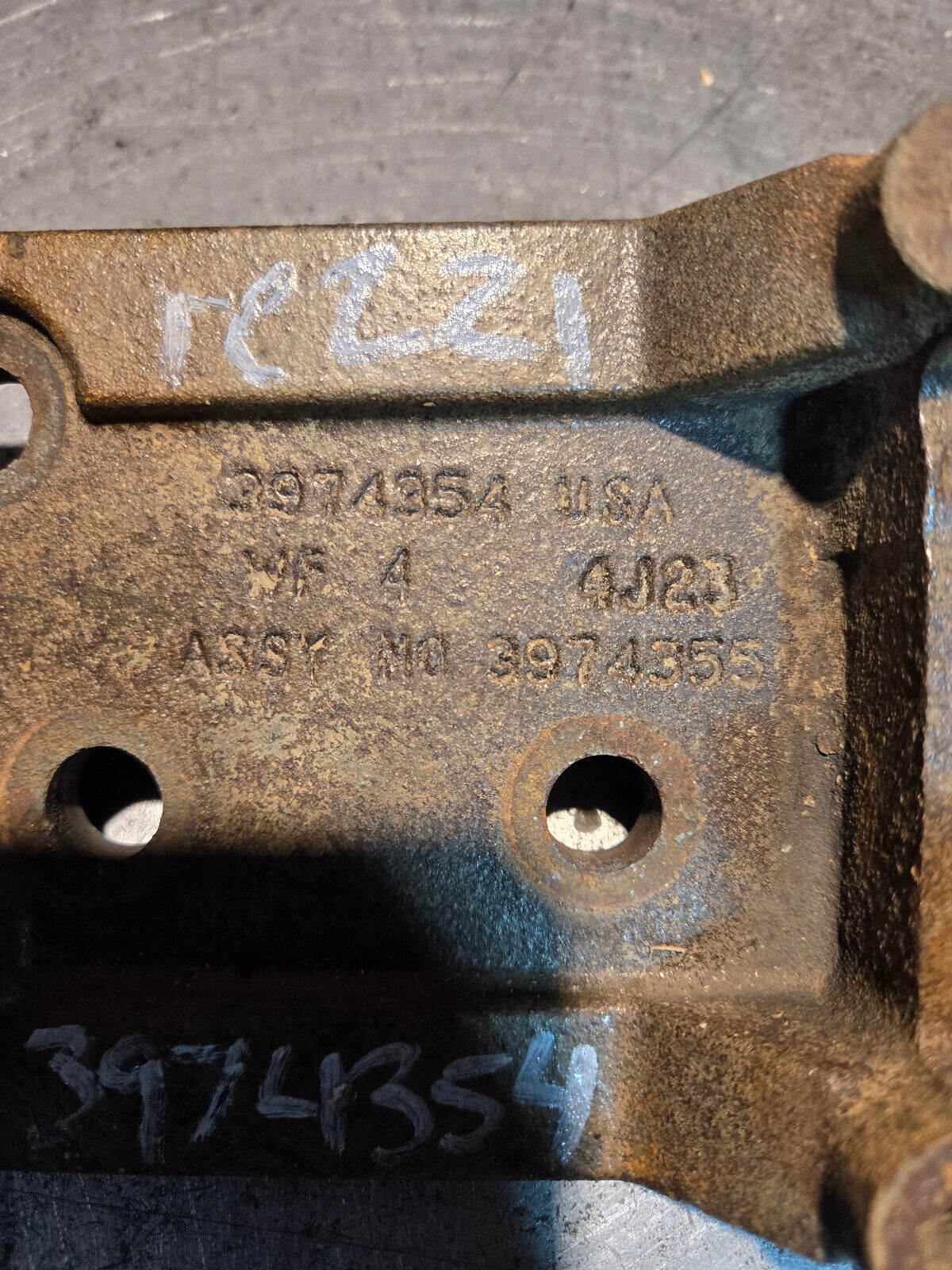 03-07 Dodge Ram Cummins 5.9L Engine Bracket 3974354 Ac compressor bracket re221