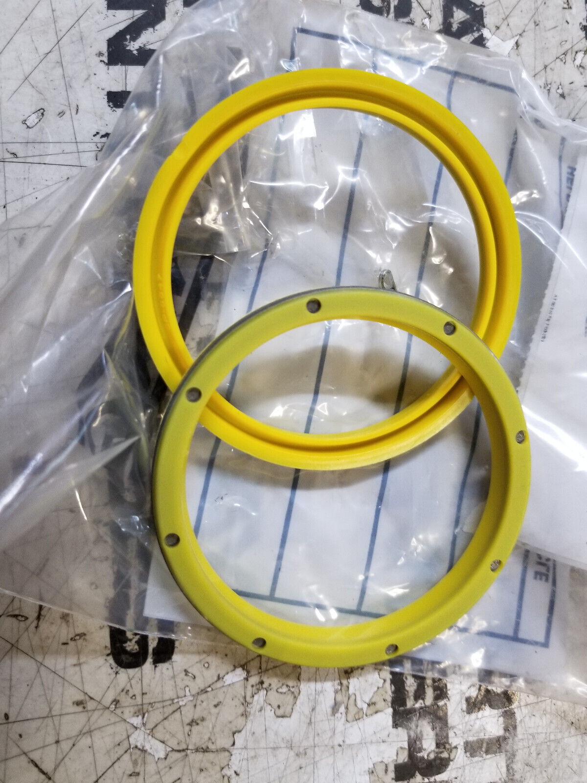 LOT OF 2PC - 5P-8847 CATERPILLAR 82.88mm Outer Diameter Lip Seal 5P8847
