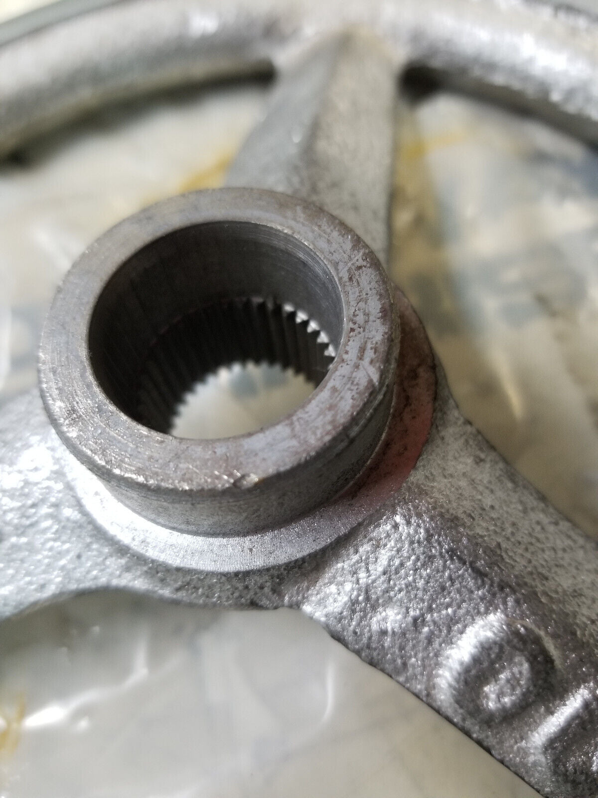 B10-12-049 HAND WHEEL