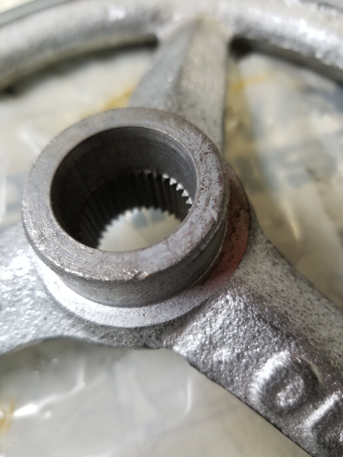 B10-12-049 HAND WHEEL