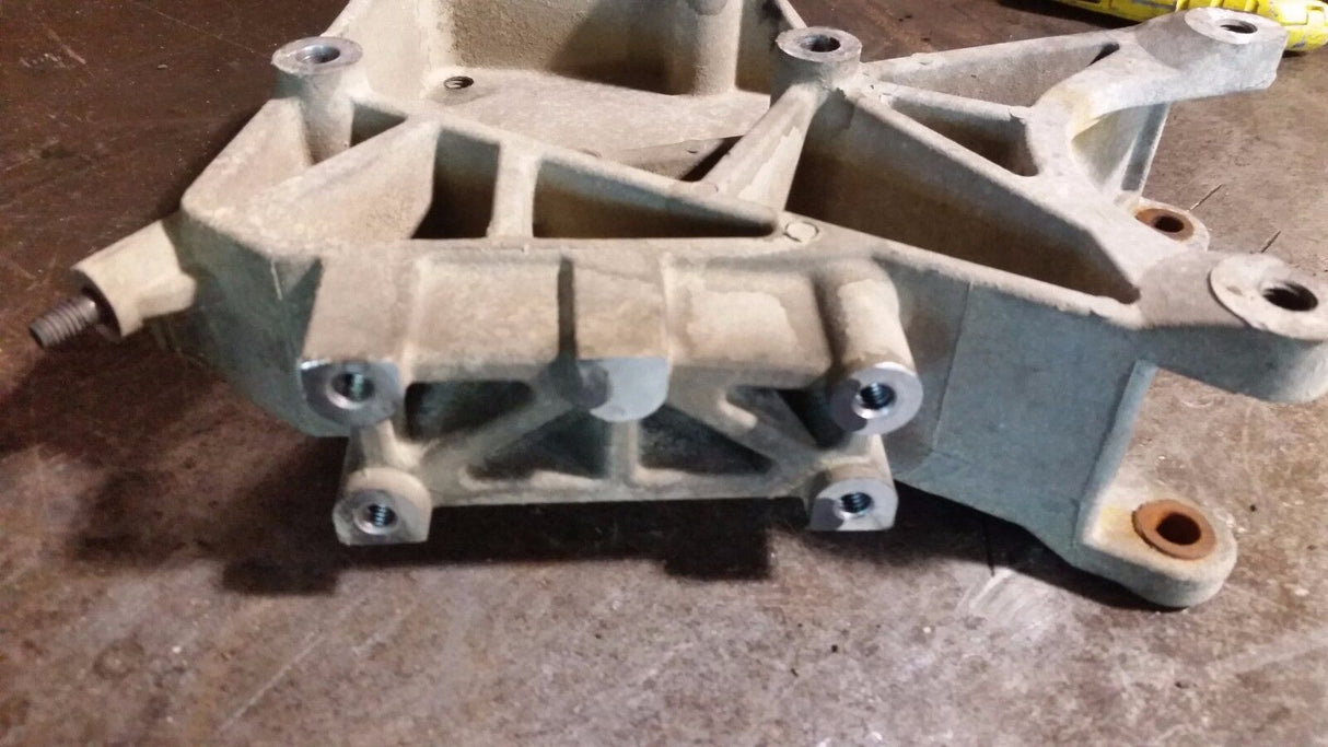 2004.5-2006 Chevy GMC 6.6 LLY Duramax Alternator Bracket 897310685 97310685