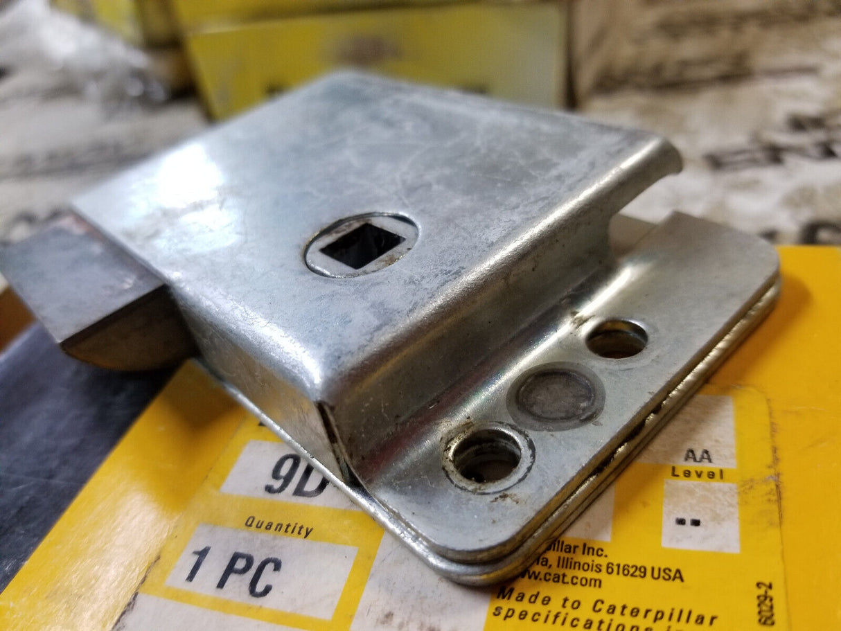 GENUINE CAT 9D-5193 Compartment Latch 9D5193 12G 140G 130G 120G 14G 16G