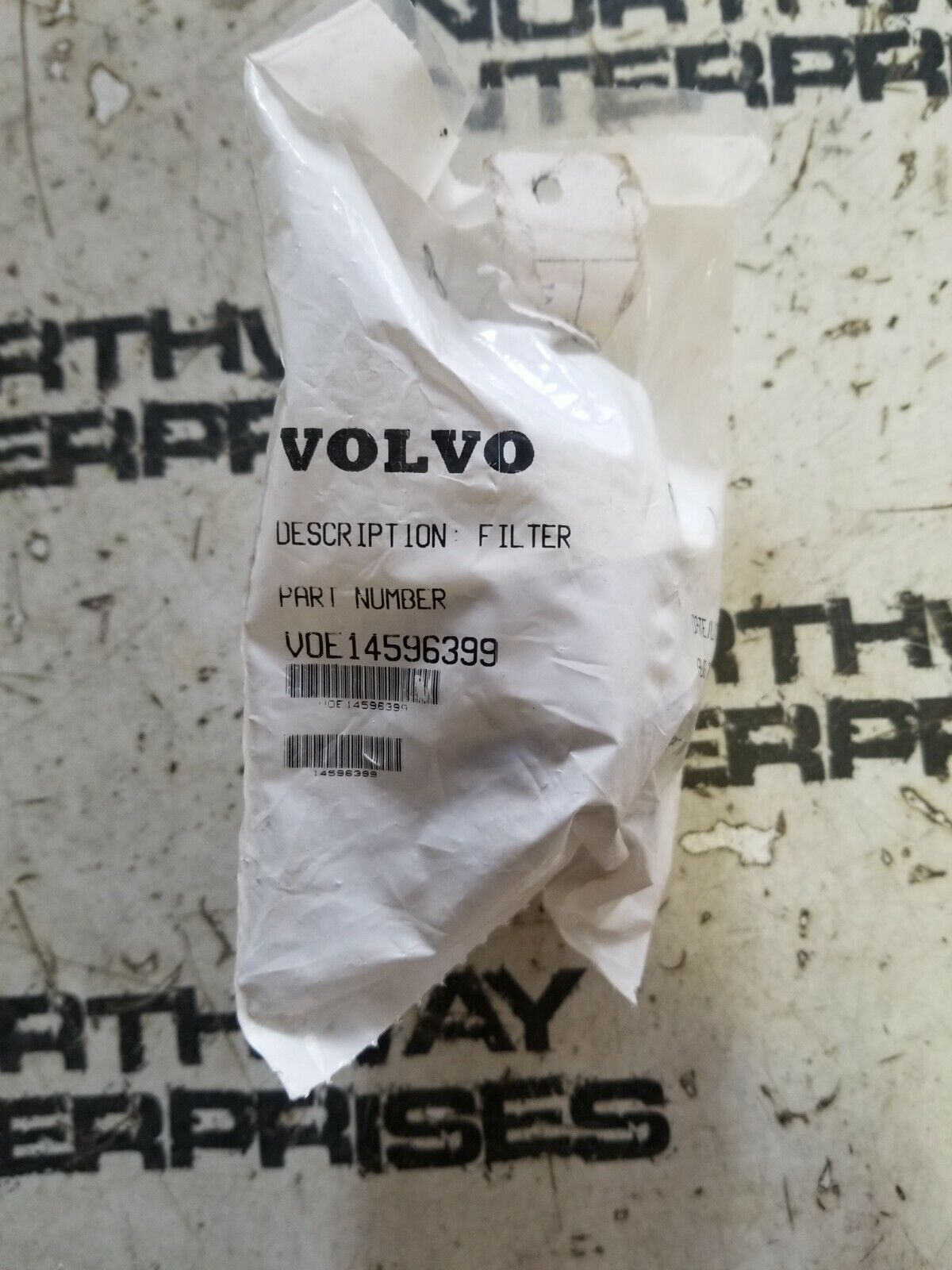 14596399 Genuine Volvo Excavator digger breather air filter element