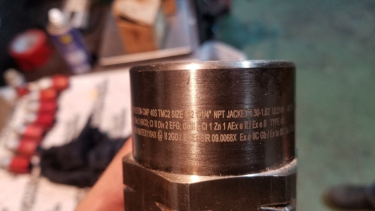 TMC2-125NB162 CMP 1-1/4" NPT BRASS NICKEL PLATED CONNECTOR 125NB162