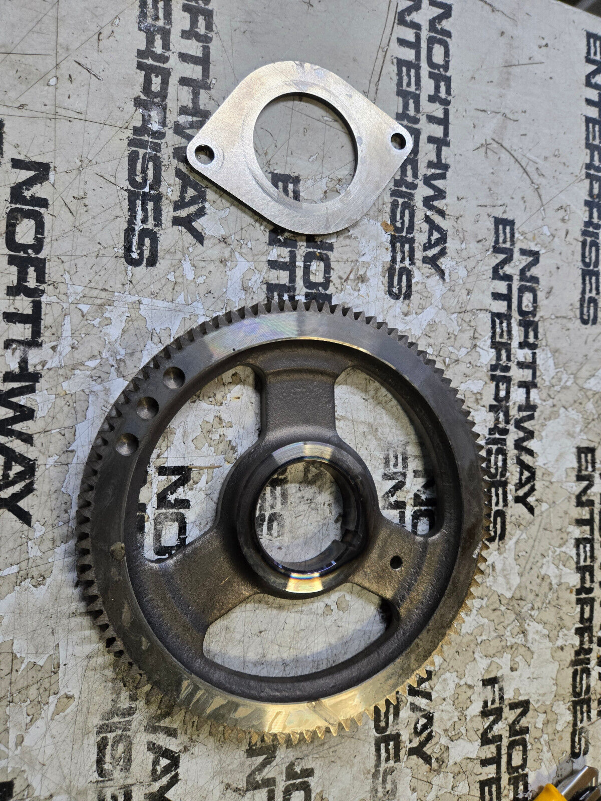 2003-2010 Ford 6.0L 6.4L Powerstroke F250 F350 Diesel Camshaft Gear and retainer