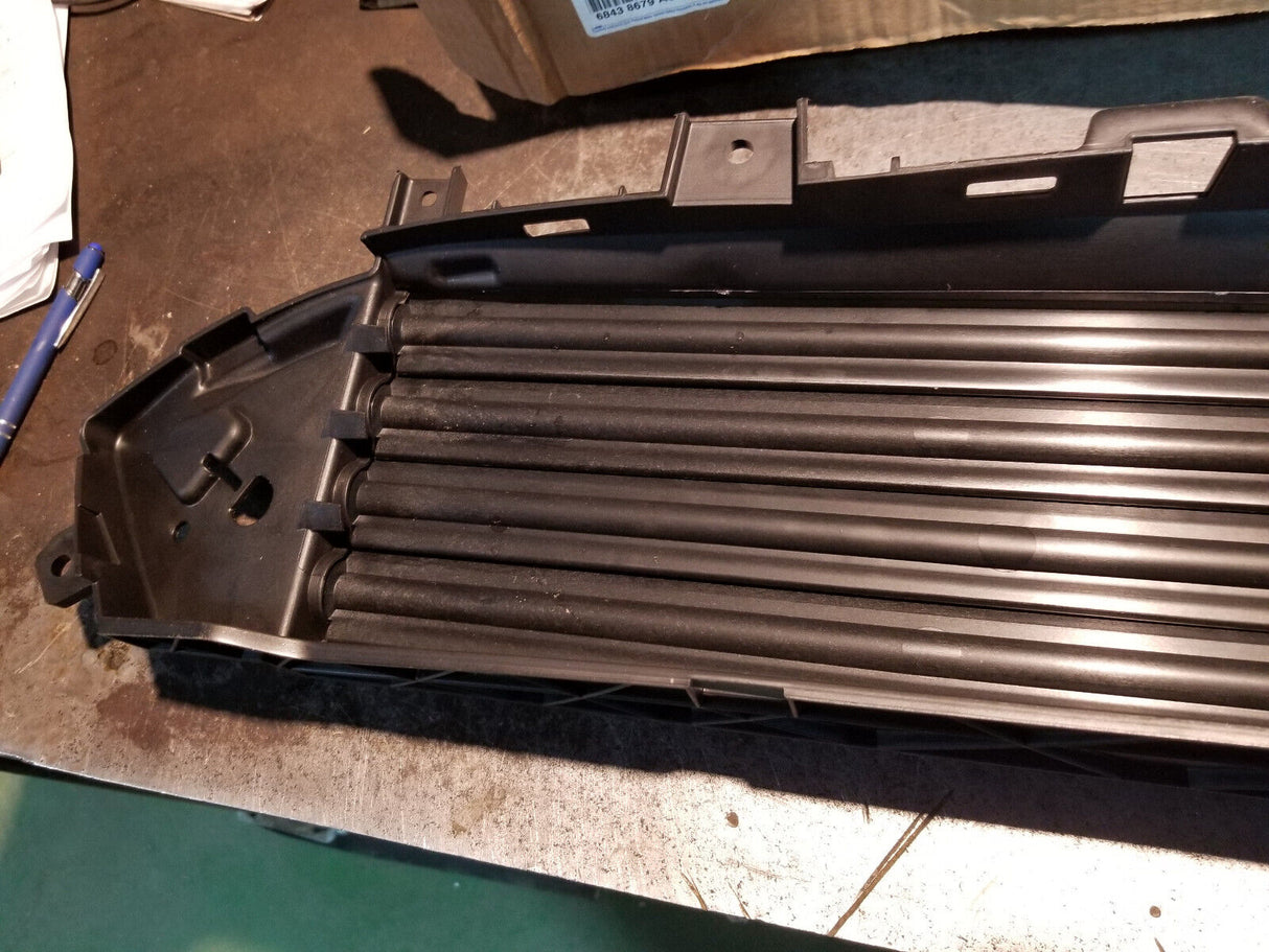 2017-2024 Chrysler Pacifica Active Shutter Grille 68438679 68438679AC