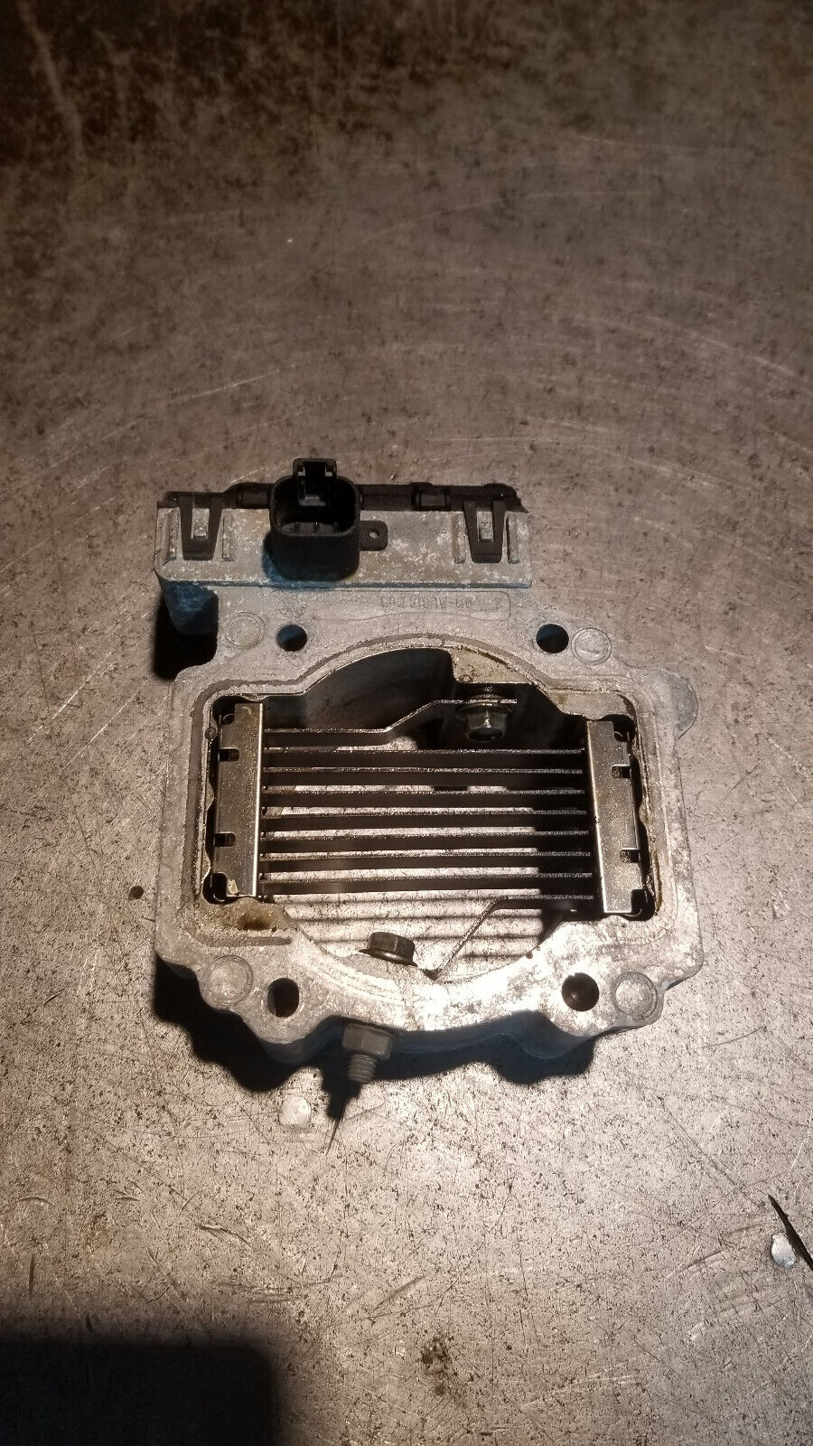 12601677 GM 11-16 2500 3500 HD 6.6L Diesel Turbo Pre Heater re15