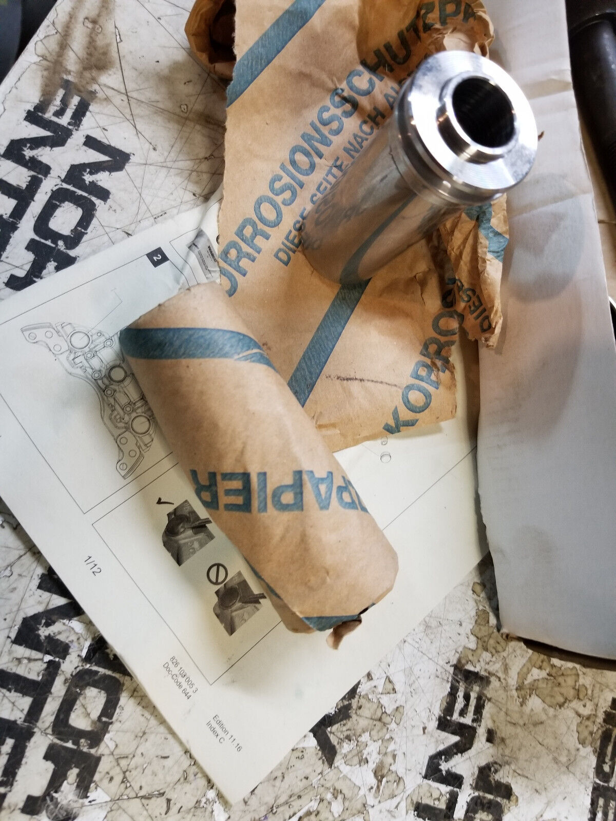 12999699VT MERITOR CALIPER SLIDE AND PIN SEAL KIT