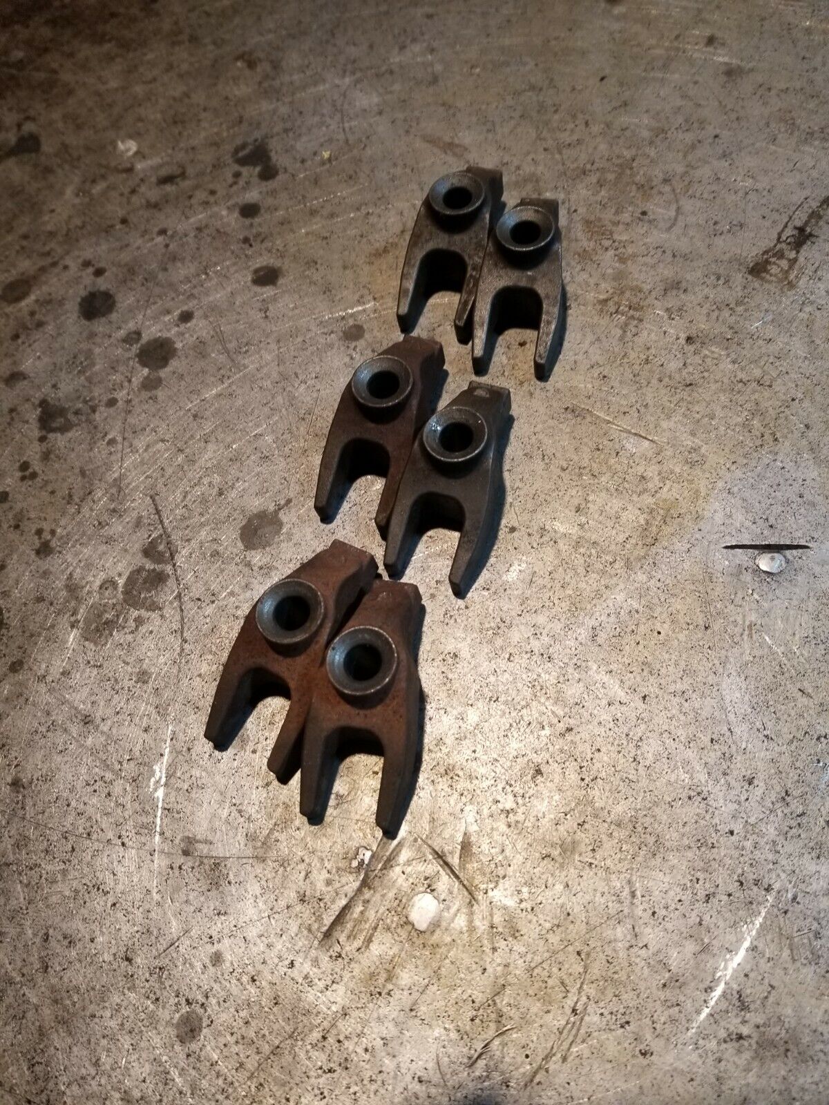 68211304AA DODGE RAM 1500 3.0L ECODIESEL INJECTOR CLAMP SET OF 6