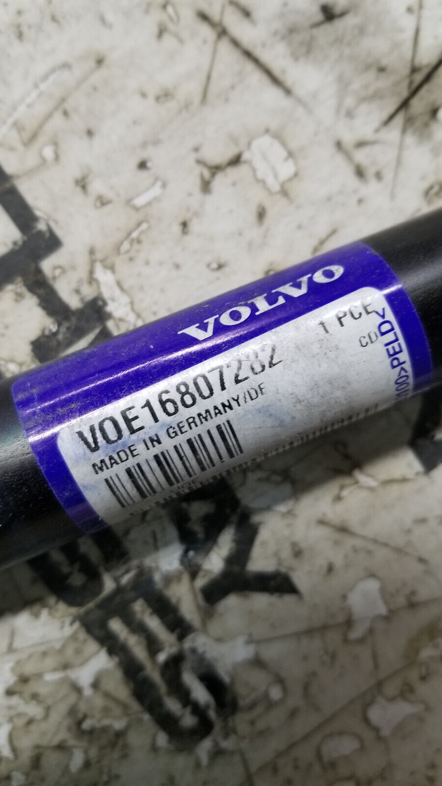 16807282 VOLVO BOLT STUD VOE16807282