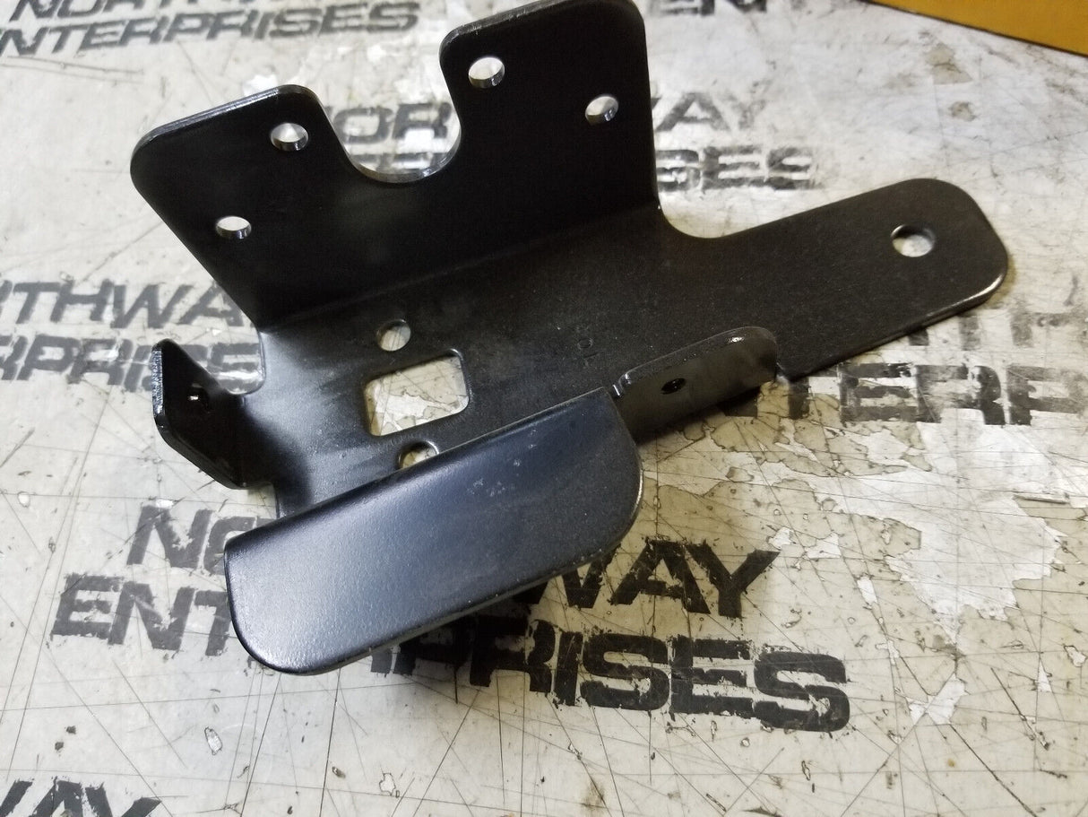 NEW CATERPILLAR 345-6233 Latch Cover Mounting Bracket 3456233