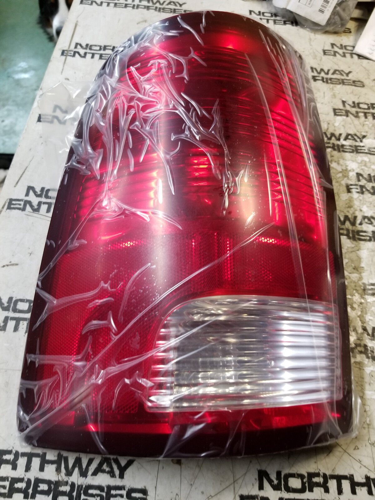 OEM MOPAR 55277415AF LH LEFT DRIVERS SIDE TAILLIGHT HALOGEN 2010-2019 RAM