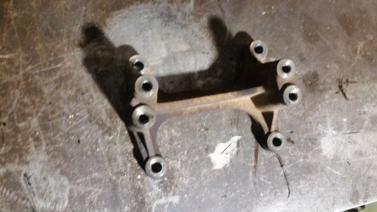 03 04 05 06 07 F250 F350 6.0L Right Passenger Side Engine Motor Mount