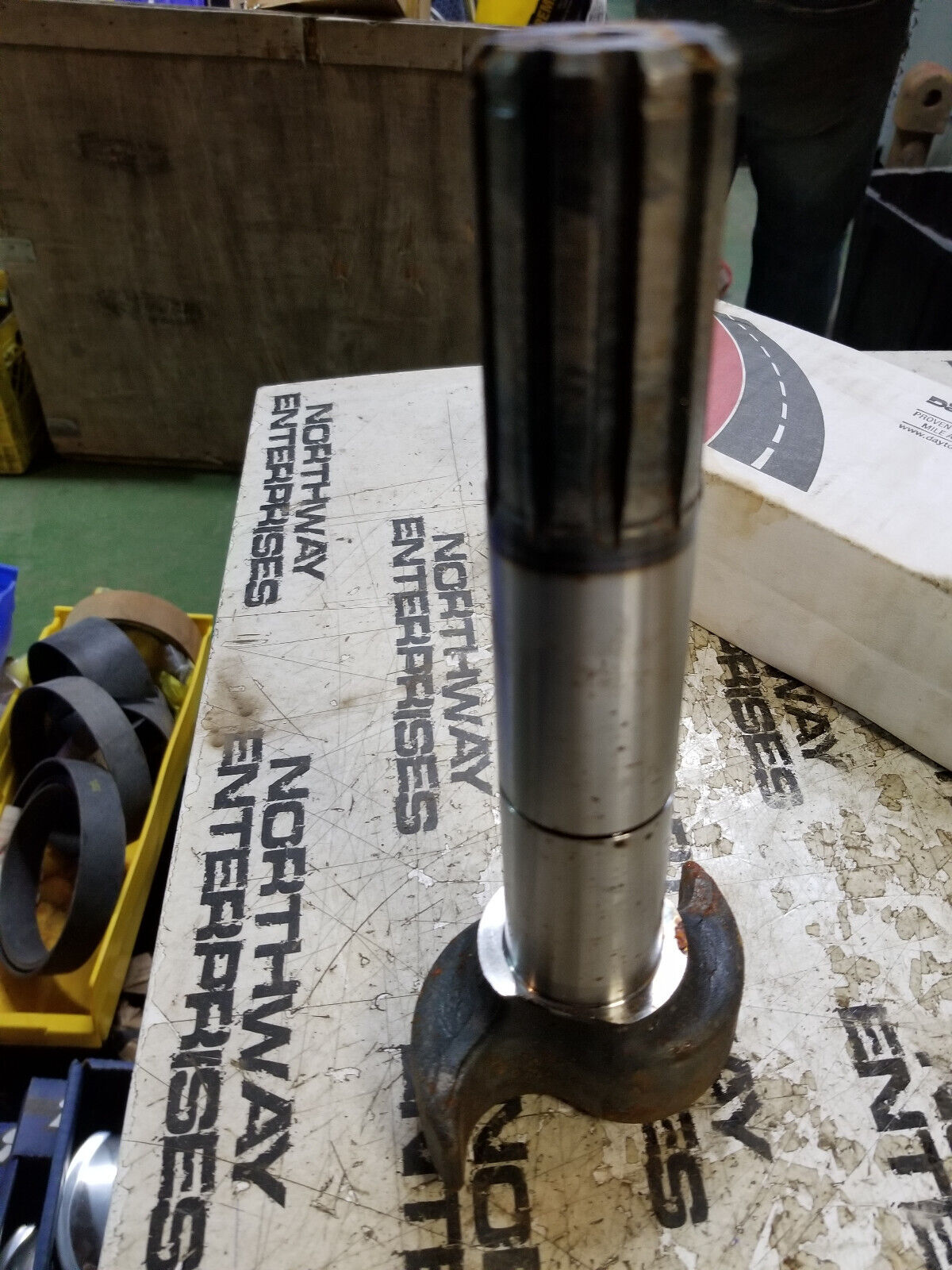 04-570742 DAYTON PARTS AIR BRAKE CAMSHAFT 04570742