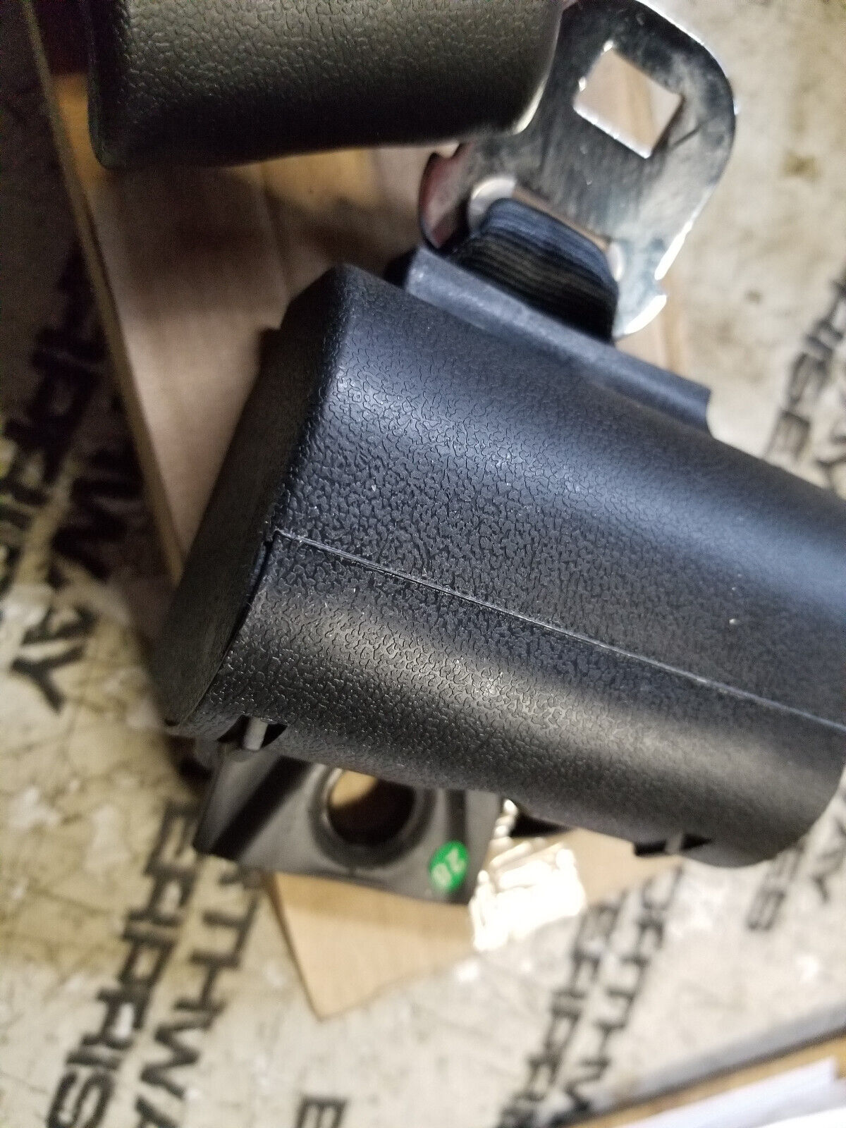 1374750: Hyster Forklift BELT - SEAT RETRACTABLE HY1374750