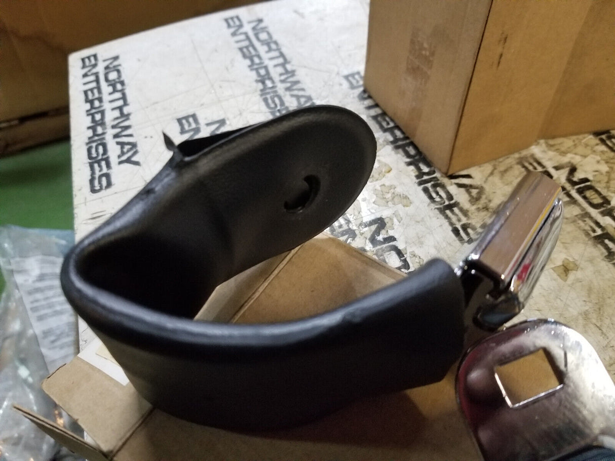 1374750: Hyster Forklift BELT - SEAT RETRACTABLE HY1374750