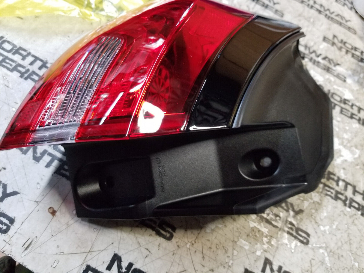 2014-18 Jeep Cherokee Lt Outer Tailight OEM Mopar 68102907AF