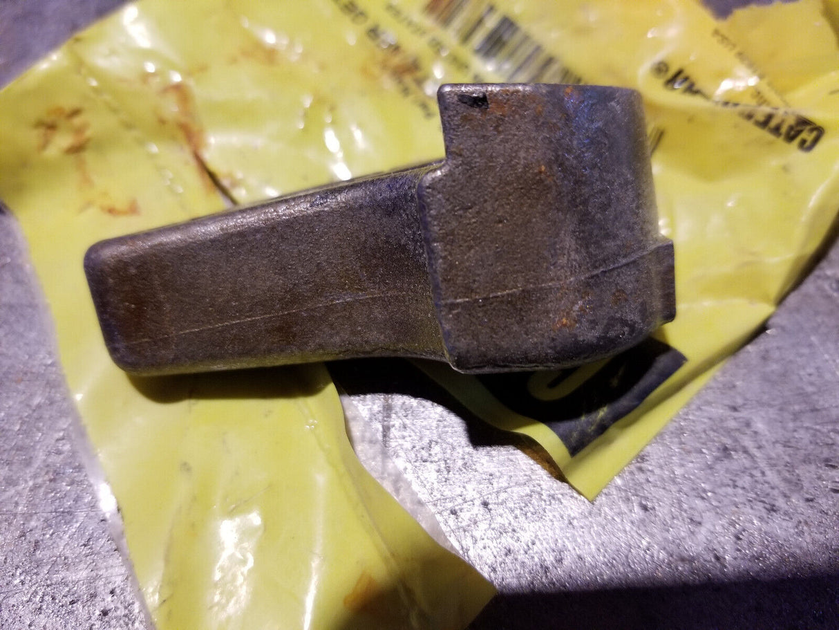 286-2110 CATERPILLAR RETAINER 2862110