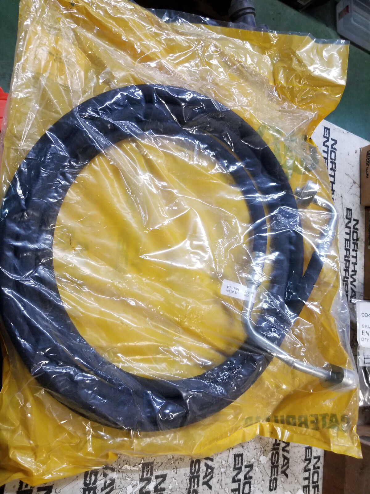 437-7001 CAT HOSE 4377001 735C 745C 740C