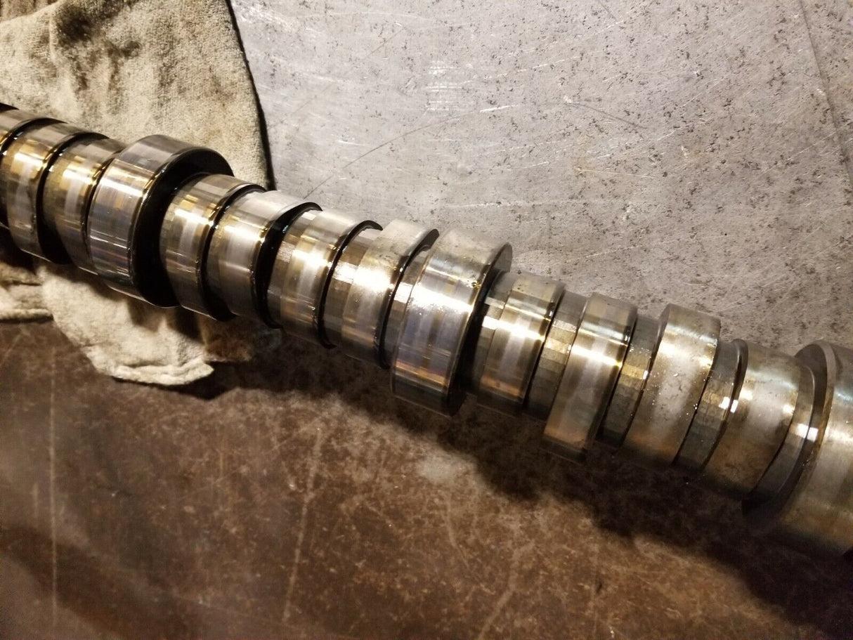 2003-2010 Ford 6.0L 6.4L Powerstroke F250 F350 Diesel Camshaft w/Gear ref61