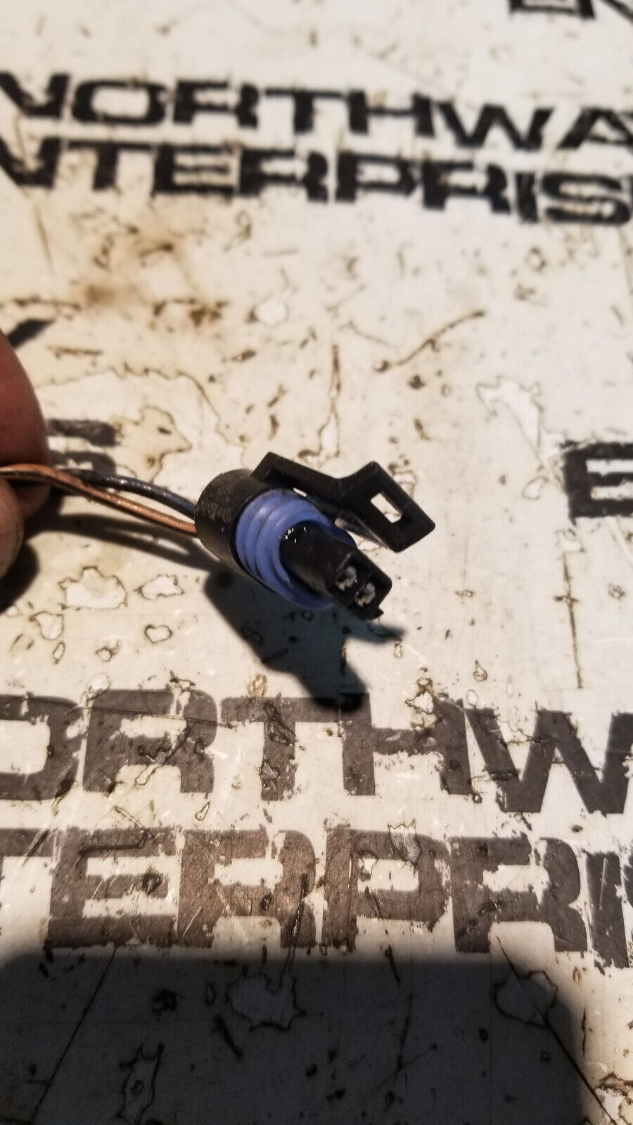 2001 5.9L CUMMINS PIGTAIL 2 PIN 2 WIRE purple