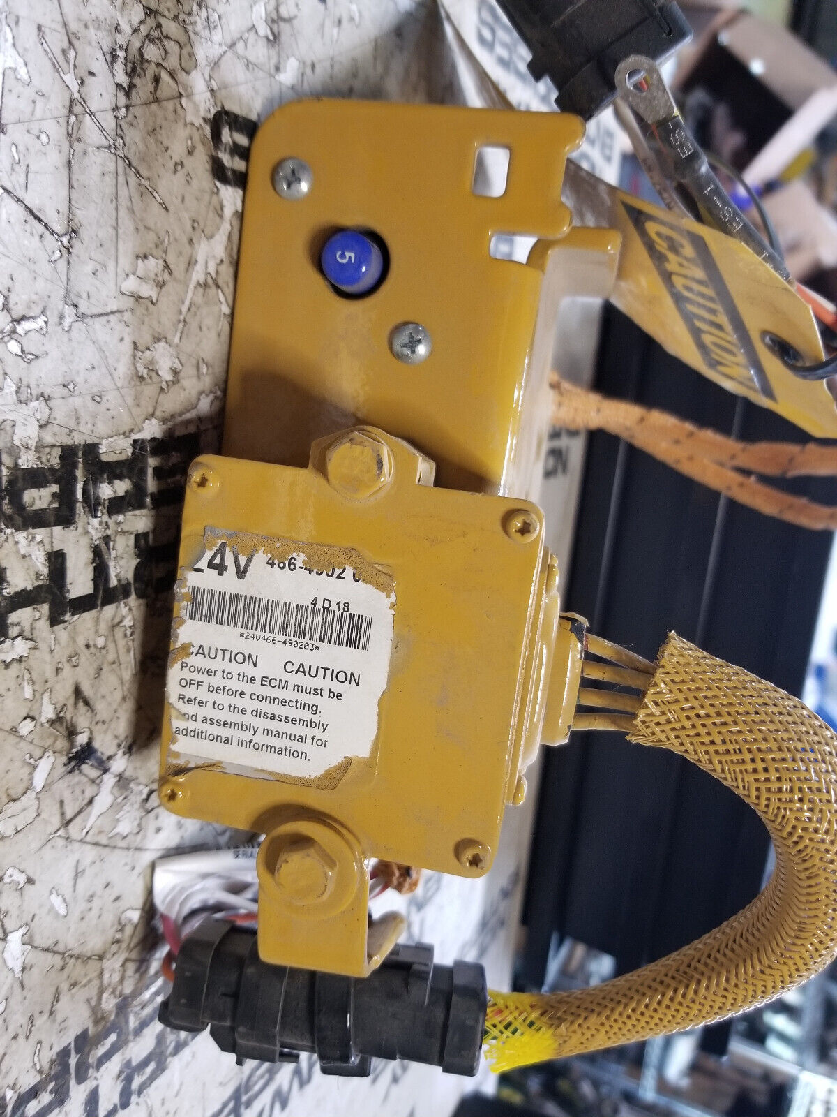 388-8826 390-4028 466-4902 CAT SOLID STATE RELAY AND BRACKET C32