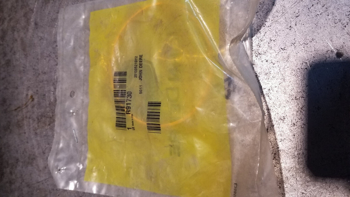 R91730 JOHN DEERE SEAL