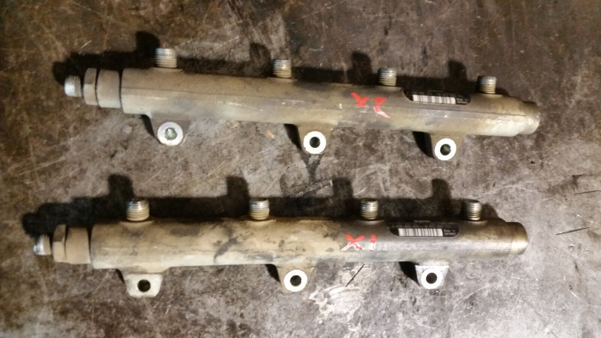 01 02 03 04 2001 2002 2003 Duramax LB7 High Pressure Fuel Rail 8972080751