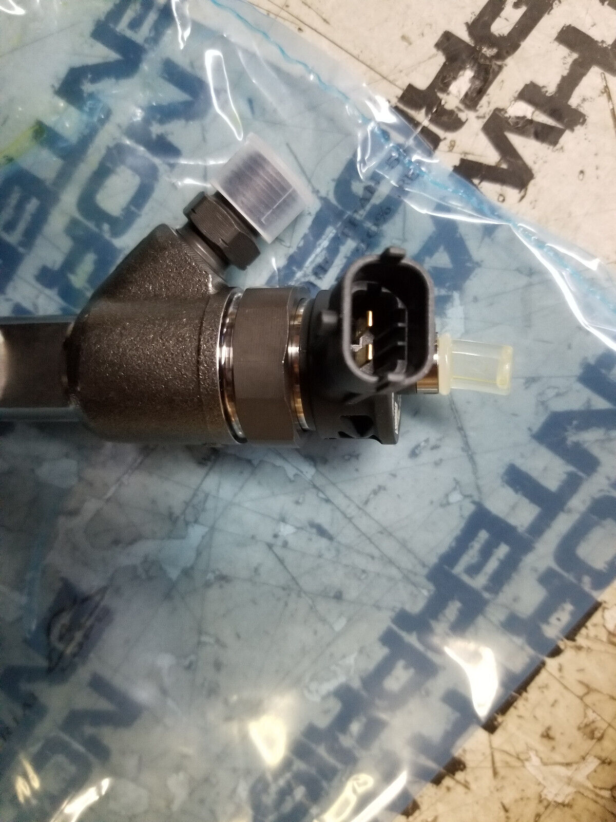 68490022AA New Fuel Injector 3.0L DIESEL 20-22 JEEP WRANGLER RAM 0445110851