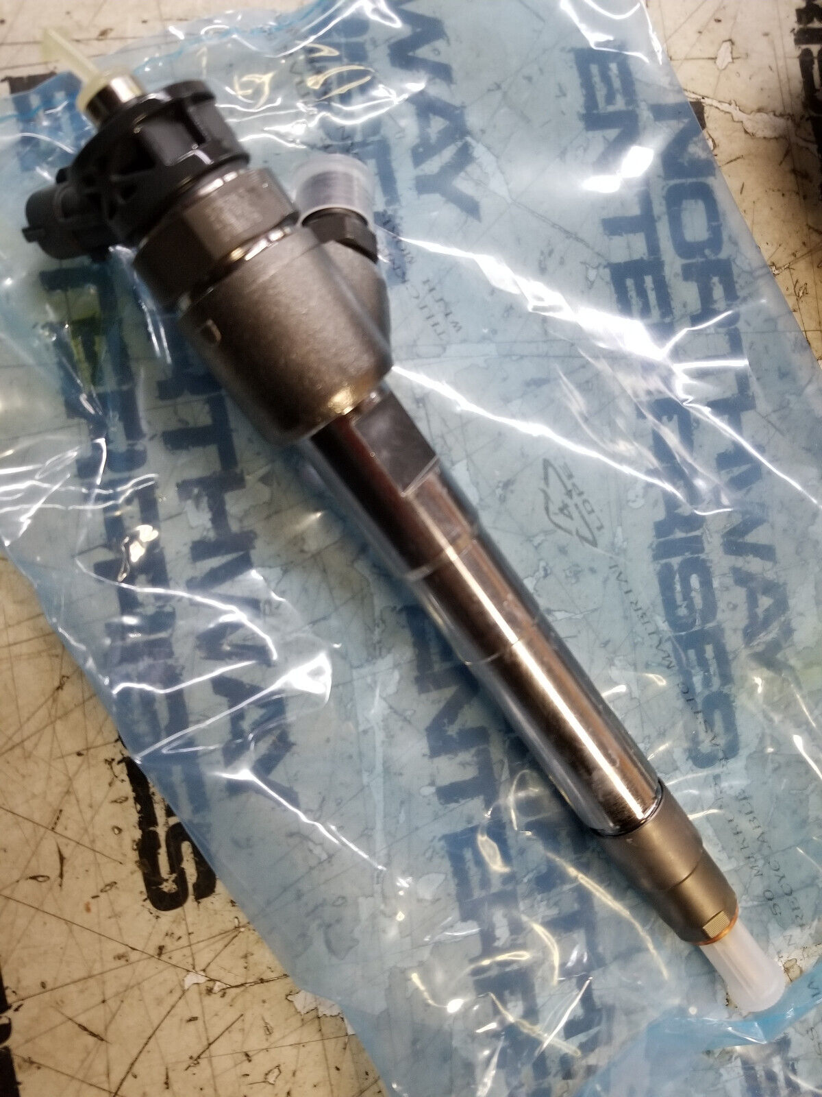 68490022AA New Fuel Injector 3.0L DIESEL 20-22 JEEP WRANGLER RAM 0445110851