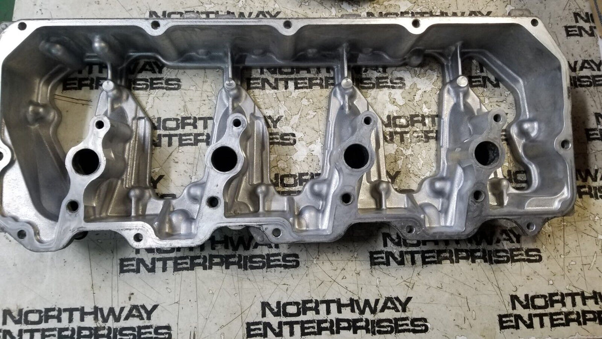 011 012 2011-2015 DURAMAX 6.6 6.6L DIESEL LML VALVE COVER SPACER 12640380