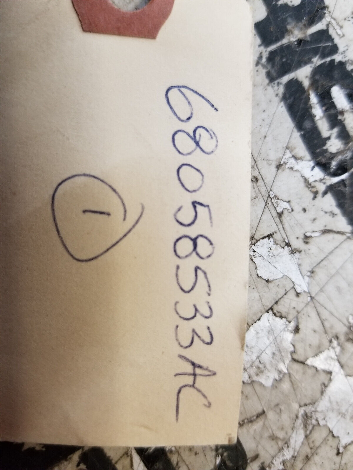 10-20 RAM 1500 2500 3500 11-20 4500 5500 REAR DOOR HINGE LOWER MOPAR 68058533AD