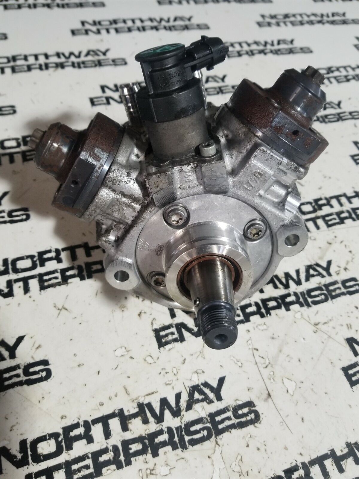 0445010817 12661059 6.6L DURAMAX CP4 INJECTION PUMP CORE / FOR PARTS