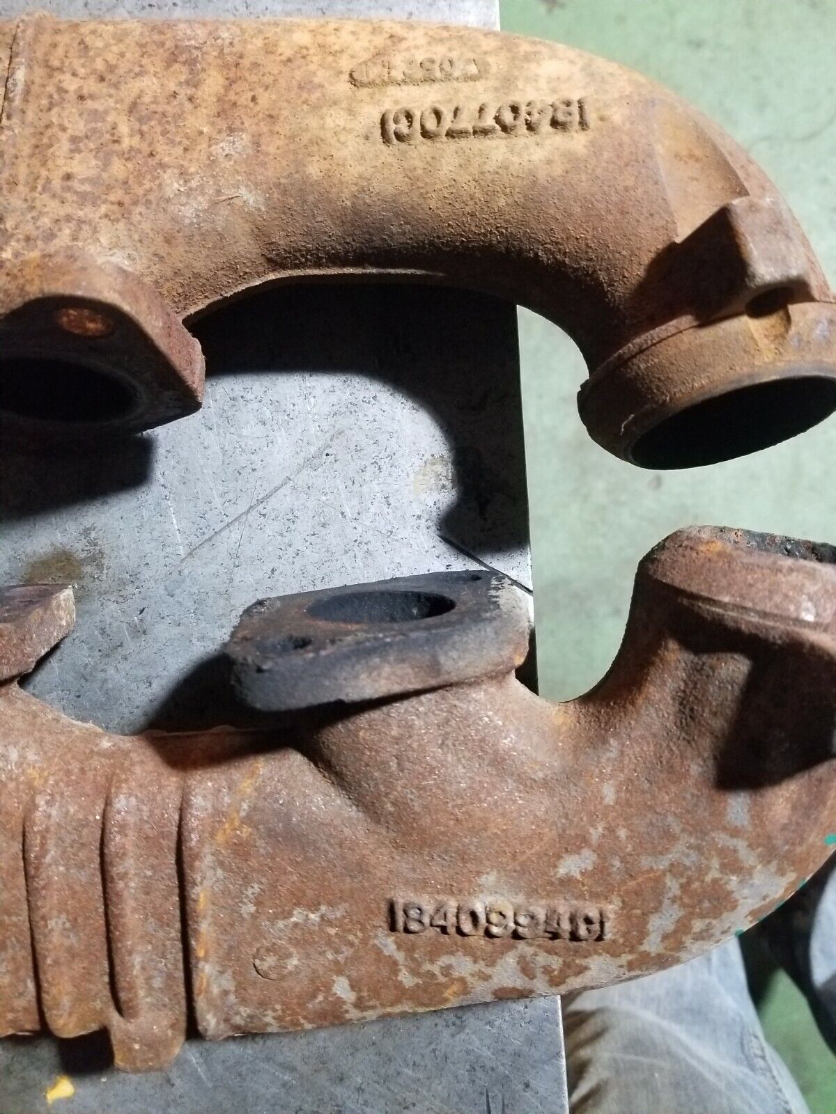 Ford Powerstroke 6.0 6L Diesel Exhaust Manifolds Set 1840770C1 18409904C1