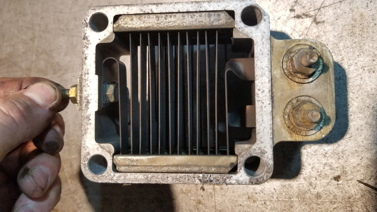 3973942 Cummins 5.9l Intake Manifold Grid Heater