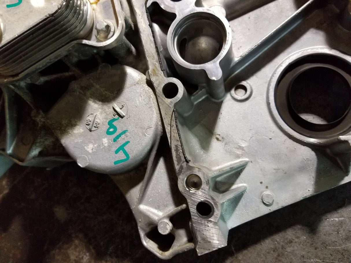 R6110151302 OEM 2005 Dodge SPRINTER 2500 2.7l Diesel Engine Timing Cover