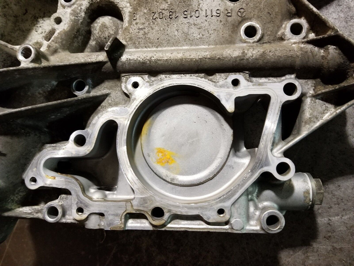 R6110151302 OEM 2005 Dodge SPRINTER 2500 2.7l Diesel Engine Timing Cover