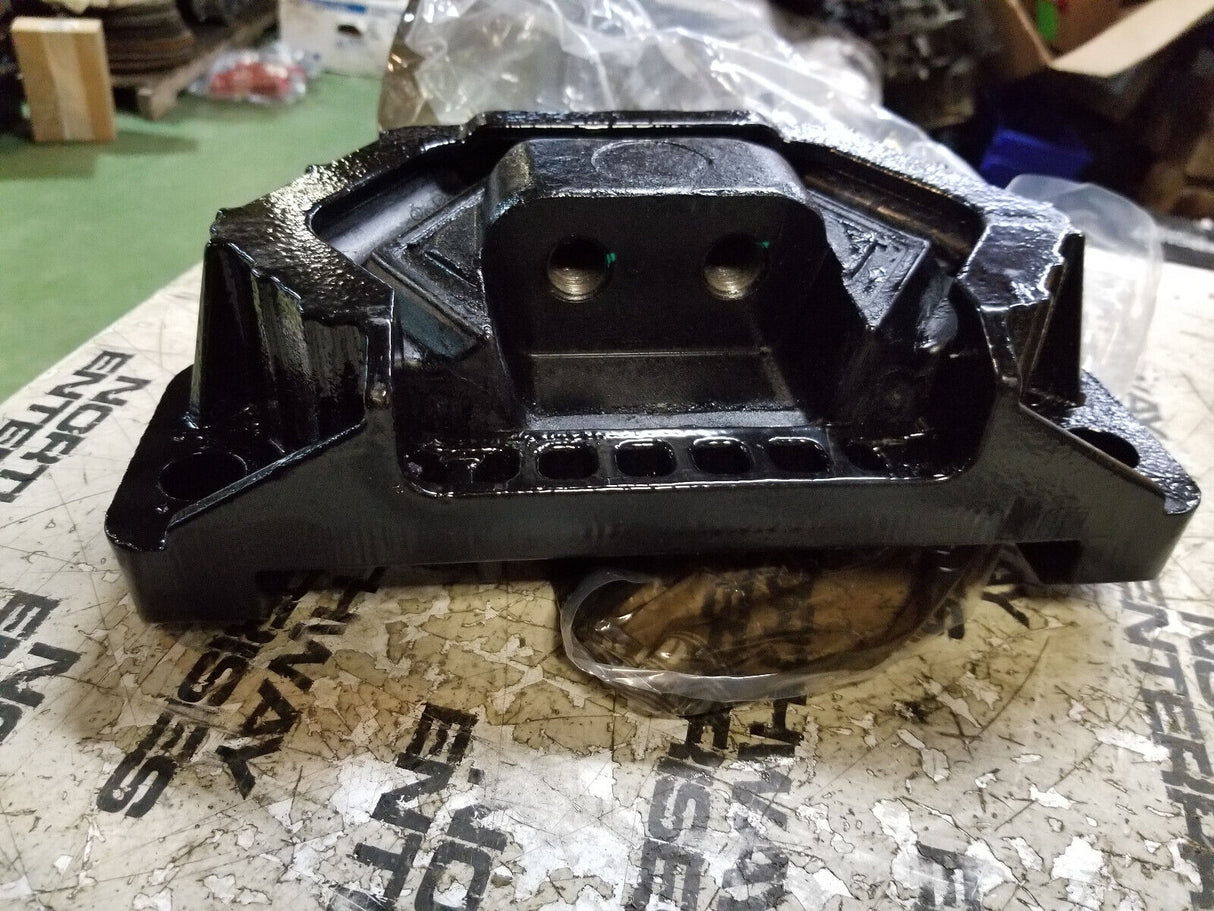 AUTOMANN Motor Mount Kit Freightliner M46852K