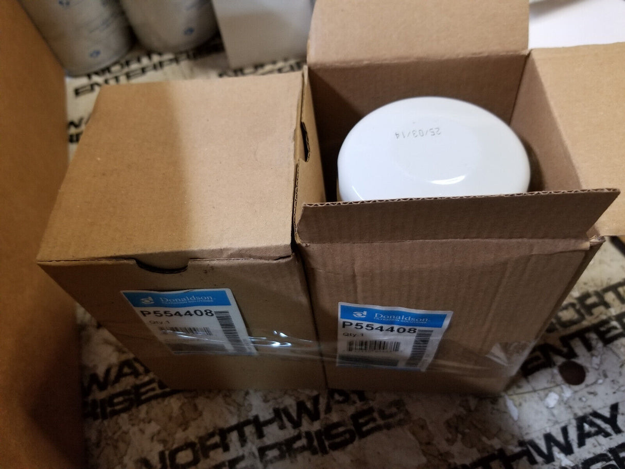 LOT OF 2PC - Donaldson Lube Filter Spin-on Full Flow- P554408