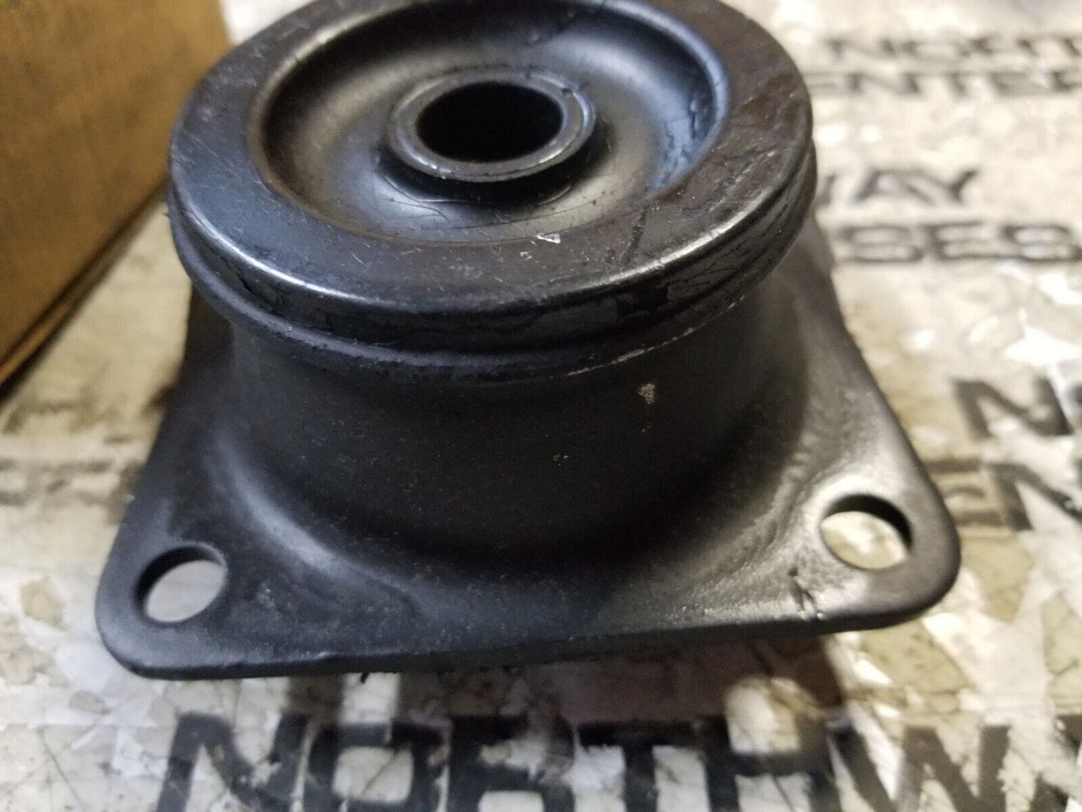 HY0146628 HYSTER FORKLIFT MOUNT0146628